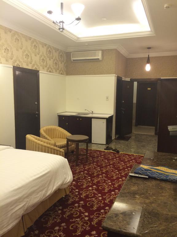 Al Denny Aparthotel Τζέντα Δωμάτιο φωτογραφία